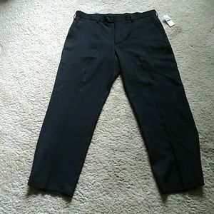 Izod dress pants/ Straight leg